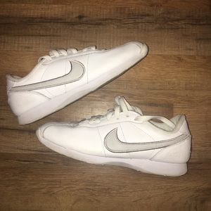 ❤️Women’s Nike shoes